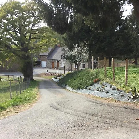 펜션 A La Campagne Avec Jardin, Terrasse Et Animaux, Pres De Bagnoles De L'orne - Fr-1-497-145 *