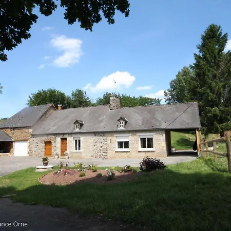 A La Campagne Avec Jardin, Terrasse Et Animaux, Pres De Bagnoles De L'orne - Fr-1-497-145 * La Chapelle d'Audaine