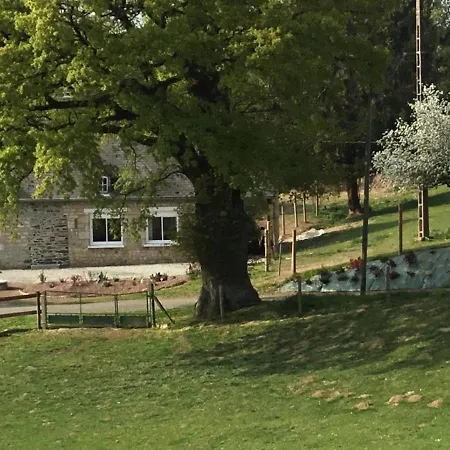 펜션 A La Campagne Avec Jardin, Terrasse Et Animaux, Pres De Bagnoles De L'orne - Fr-1-497-145
