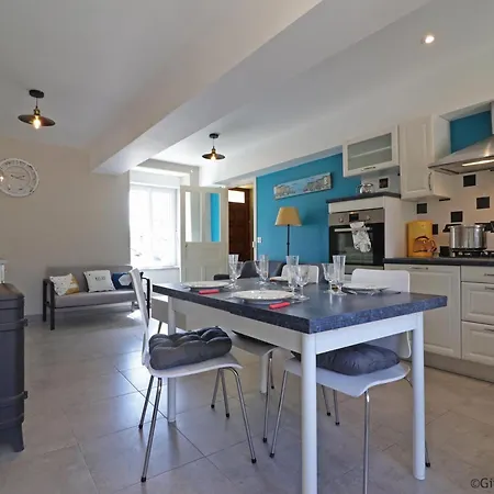 Maison De Charme Avec Jardin Aux Portes De Bagnoles - Fr-1-497-145 *