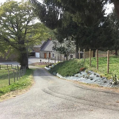 Maison De Charme Avec Jardin Aux Portes De Bagnoles